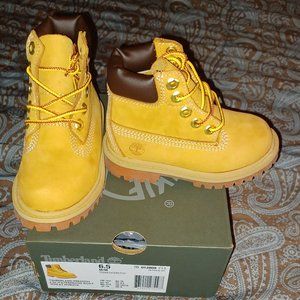 Timberlands toddlers, tan, size 6.5c